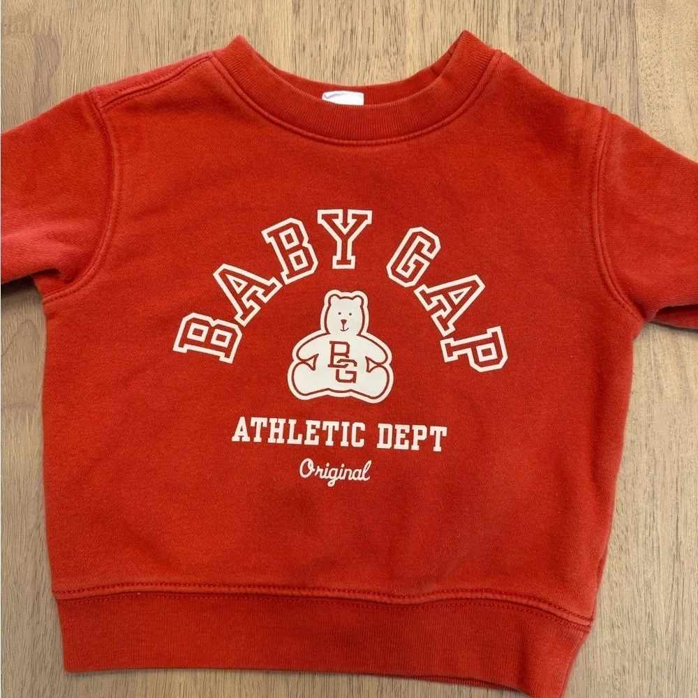 GAP Baby 5 piece bundle sweatshirt, long sleeve, sweater, 2 sweatpants